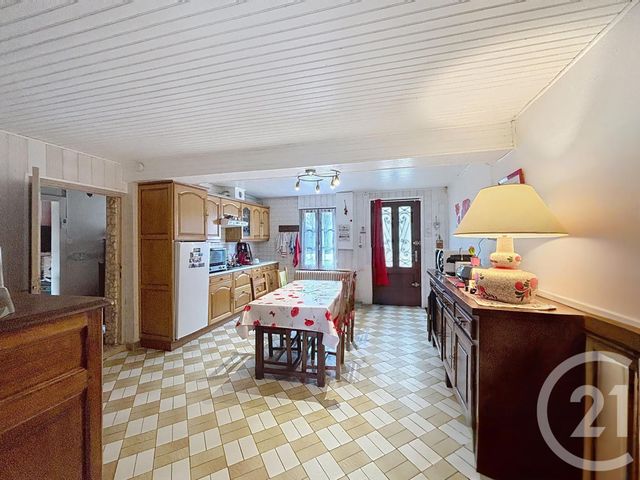 Maison &agrave; vendre - 4 pi&egrave;ces - 121 m2 - Montpon Menesterol - 24 - AQUITAINE