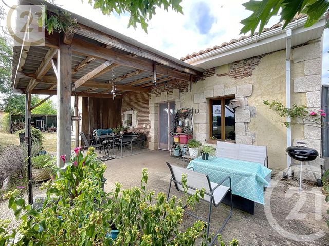 Maison &agrave; vendre - 4 pi&egrave;ces - 129 m2 - Montpon Menesterol - 24 - AQUITAINE