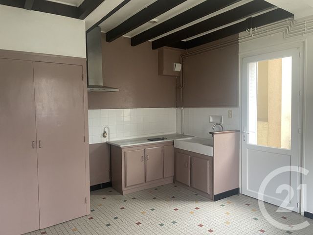 Maison &agrave; louer - 3 pi&egrave;ces - 73 m2 - Montpon Menesterol - 24 - AQUITAINE