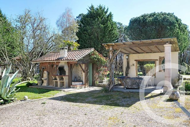 Maison &agrave; vendre - 9 pi&egrave;ces - 212 m2 - St Andre De Double - 24 - AQUITAINE