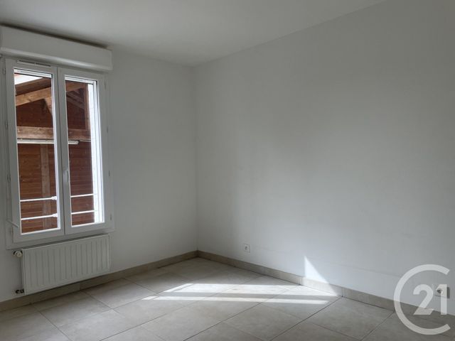 Maison &agrave; louer - 4 pi&egrave;ces - 93,01 m2 - Mussidan - 24 - AQUITAINE