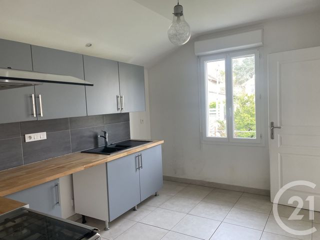 Maison &agrave; louer - 4 pi&egrave;ces - 93,01 m2 - Mussidan - 24 - AQUITAINE