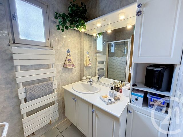 Maison &agrave; vendre - 4 pi&egrave;ces - 82 m2 - Montpon Menesterol - 24 - AQUITAINE