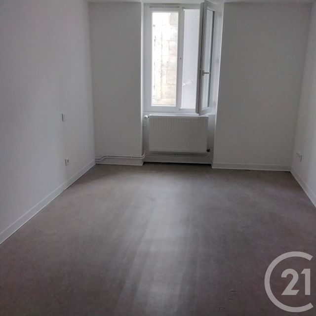 Appartement F3 &agrave; louer - 3 pi&egrave;ces - 72,60 m2 - Mussidan - 24 - AQUITAINE