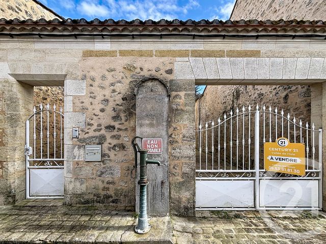 Maison &agrave; vendre - 4 pi&egrave;ces - 120,60 m2 - Montpon Menesterol - 24 - AQUITAINE