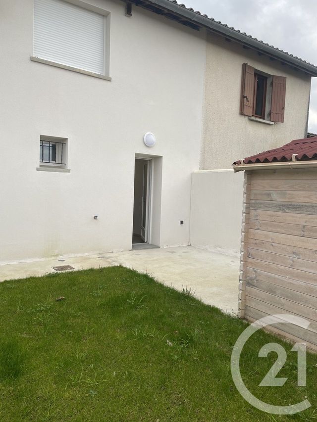 Appartement &agrave; louer - 2 pi&egrave;ces - 41,65 m2 - Montpon Menesterol - 24 - AQUITAINE