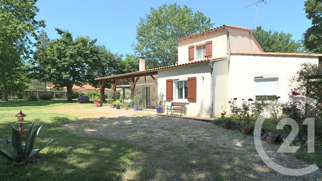 Maison &agrave; vendre - 6 pi&egrave;ces - 160 m2 - Montpon Menesterol - 24 - AQUITAINE