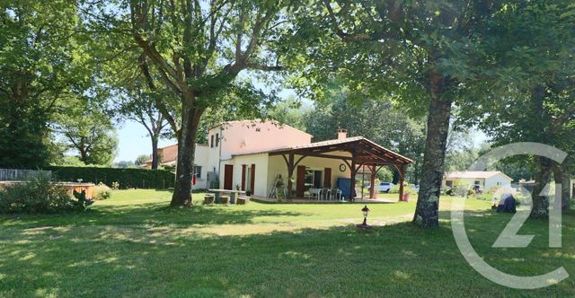 Maison &agrave; vendre - 6 pi&egrave;ces - 160 m2 - Montpon Menesterol - 24 - AQUITAINE
