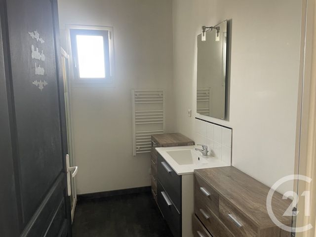 Maison &agrave; louer - 5 pi&egrave;ces - 96 m2 - Mussidan - 24 - AQUITAINE