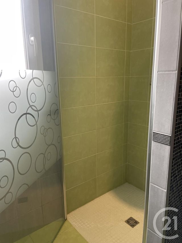 Maison &agrave; louer - 4 pi&egrave;ces - 84,10 m2 - St Seurin Sur L Isle - 33 - AQUITAINE