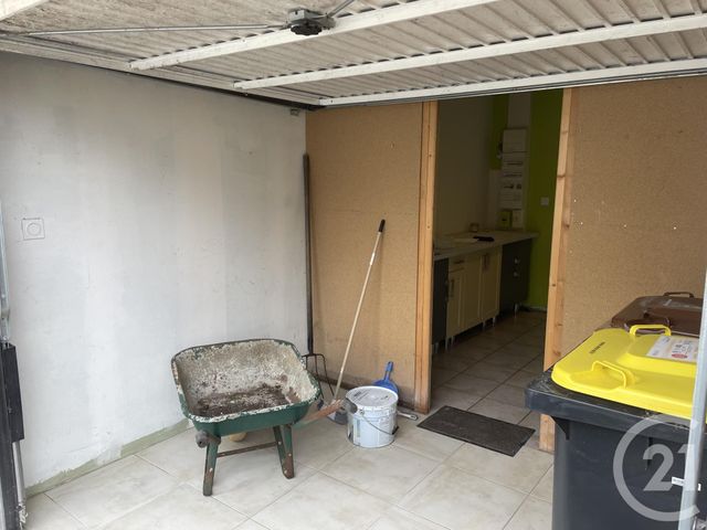 Maison &agrave; louer - 4 pi&egrave;ces - 84,10 m2 - St Seurin Sur L Isle - 33 - AQUITAINE