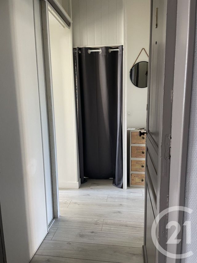 Appartement F2 &agrave; louer - 2 pi&egrave;ces - 52 m2 - Montpon Menesterol - 24 - AQUITAINE