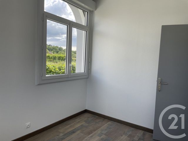 Appartement &agrave; louer - 3 pi&egrave;ces - 82,88 m2 - Moulin Neuf - 24 - AQUITAINE