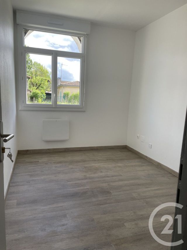 Appartement &agrave; louer - 3 pi&egrave;ces - 82,88 m2 - Moulin Neuf - 24 - AQUITAINE
