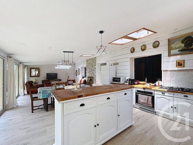 Maison &agrave; vendre - 5 pi&egrave;ces - 252,10 m2 - Montpon Menesterol - 24 - AQUITAINE