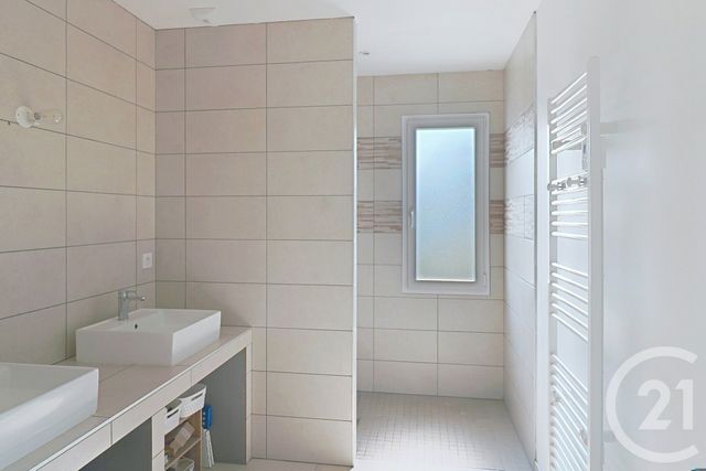 Maison &agrave; vendre - 5 pi&egrave;ces - 108,65 m2 - Montpon Menesterol - 24 - AQUITAINE