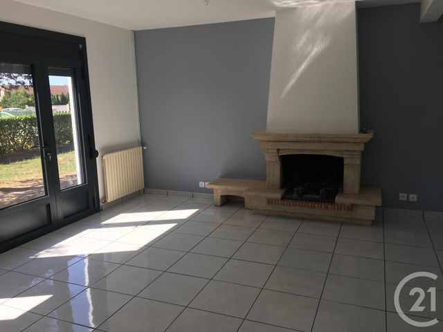 Maison &agrave; louer - 4 pi&egrave;ces - 82 m2 - Montpon Menesterol - 24 - AQUITAINE