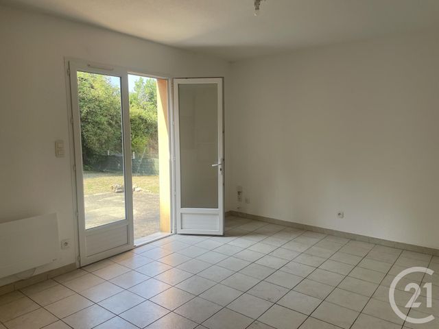 Maison &agrave; louer - 3 pi&egrave;ces - 54,26 m2 - Mussidan - 24 - AQUITAINE