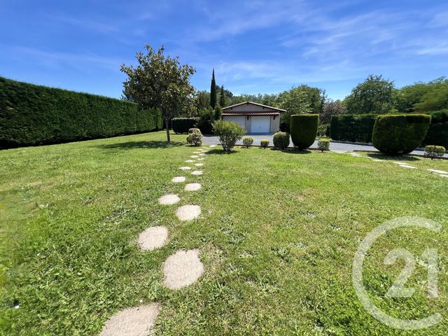 Maison &agrave; vendre - 4 pi&egrave;ces - 125,38 m2 - Montpon Menesterol - 24 - AQUITAINE