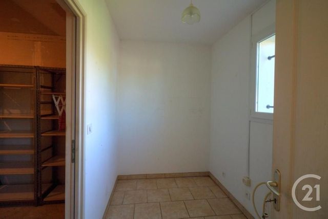 Maison &agrave; louer - 4 pi&egrave;ces - 92,35 m2 - Montpon Menesterol - 24 - AQUITAINE