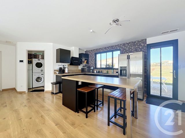 Maison &agrave; vendre - 5 pi&egrave;ces - 118 m2 - Montpon Menesterol - 24 - AQUITAINE