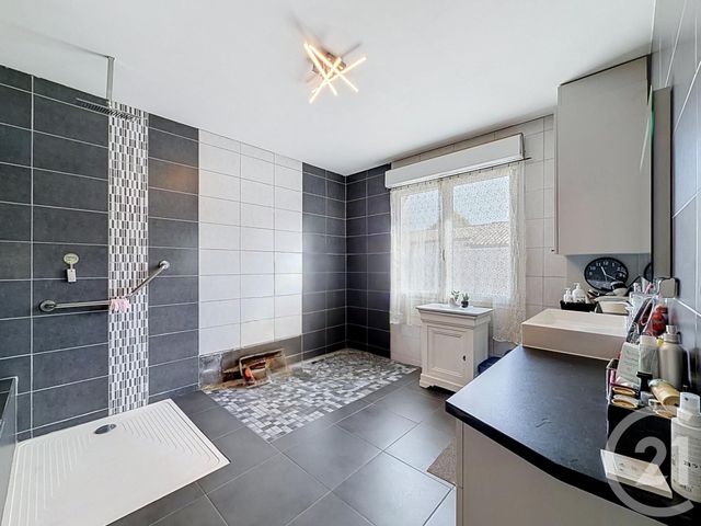 Maison &agrave; vendre - 2 pi&egrave;ces - 78,30 m2 - Montpon Menesterol - 24 - AQUITAINE