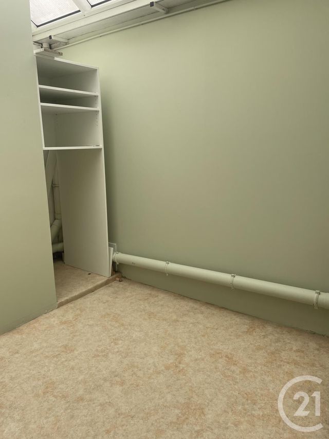Appartement &agrave; louer - 4 pi&egrave;ces - 97,78 m2 - Montpon Menesterol - 24 - AQUITAINE