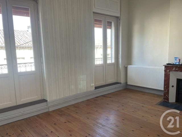 Appartement &agrave; louer - 4 pi&egrave;ces - 97,78 m2 - Montpon Menesterol - 24 - AQUITAINE