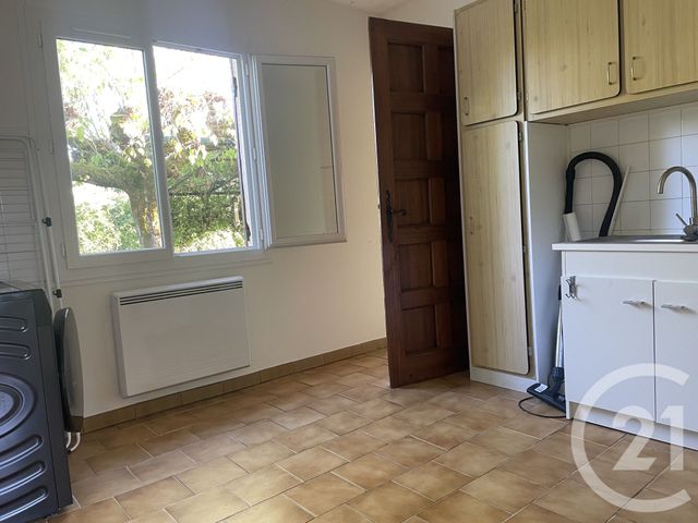 Maison &agrave; louer - 4 pi&egrave;ces - 110,49 m2 - Menesplet - 24 - AQUITAINE