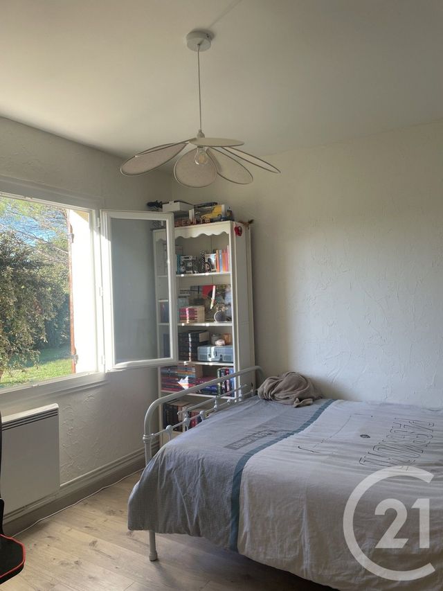 Maison &agrave; louer - 4 pi&egrave;ces - 110,49 m2 - Menesplet - 24 - AQUITAINE