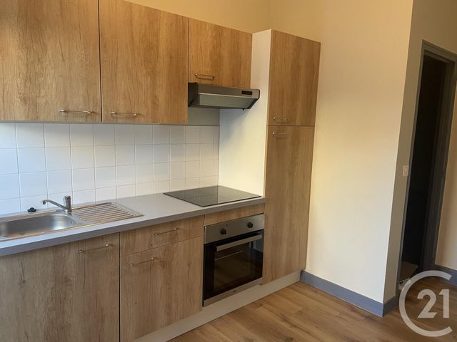 Appartement T1 &agrave; louer - 2 pi&egrave;ces - 31,90 m2 - Montpon Menesterol - 24 - AQUITAINE