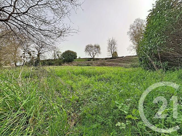 terrain - MONTPON MENESTEROL - 24