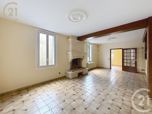 Maison &agrave; vendre - 7 pi&egrave;ces - 187 m2 - Montpon Menesterol - 24 - AQUITAINE