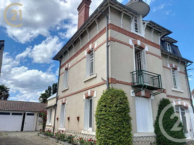 Maison &agrave; vendre - 7 pi&egrave;ces - 187 m2 - Montpon Menesterol - 24 - AQUITAINE