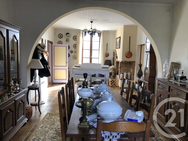 Maison &agrave; vendre - 9 pi&egrave;ces - 205 m2 - Montpon Menesterol - 24 - AQUITAINE