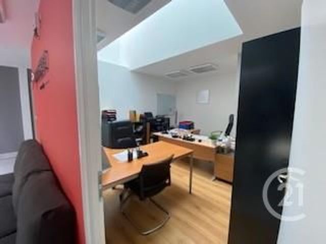 Bureaux à louer - 617.0 m2 - 57 - Moselle