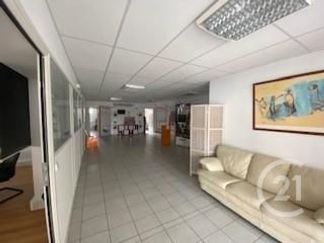 Bureaux à louer - 617.0 m2 - 57 - Moselle