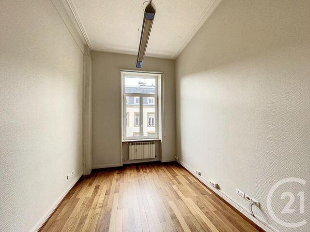 Bureaux à louer - 98.0 m2 - 57 - Moselle