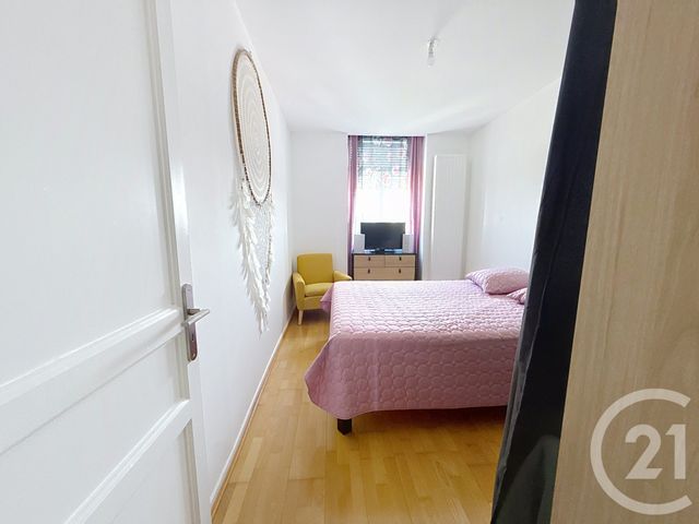 Appartement F4 à vendre - 5 pièces - 97,87 m2 - St Julien Les Metz - 57 - LORRAINE