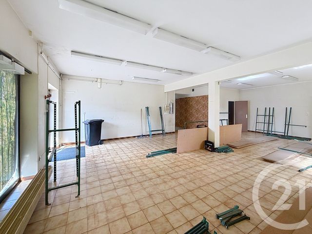 Local commercial à louer - 219.0 m2 - 57 - Moselle