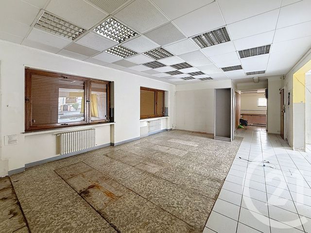 Local commercial à louer - 102.0 m2 - 57 - Moselle