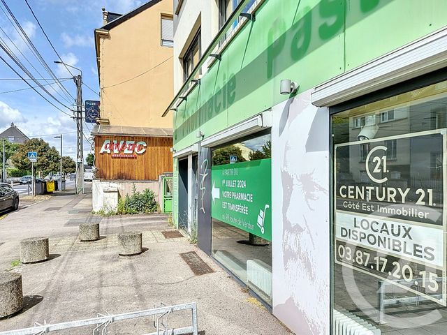 Local commercial à louer - 102.0 m2 - 57 - Moselle