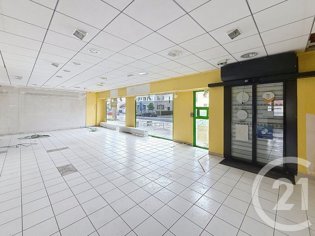 Local commercial à louer - 102.0 m2 - 57 - Moselle