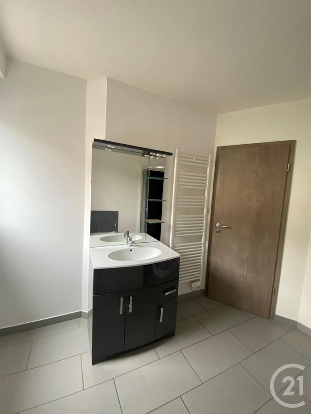 Appartement F3 à louer - 2 pièces - 55,56 m2 - Thionville - 57 - LORRAINE