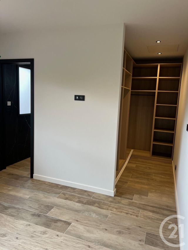 Maison &agrave; louer - 6 pi&egrave;ces - 144,40 m2 - Charly Oradour - 57 - LORRAINE