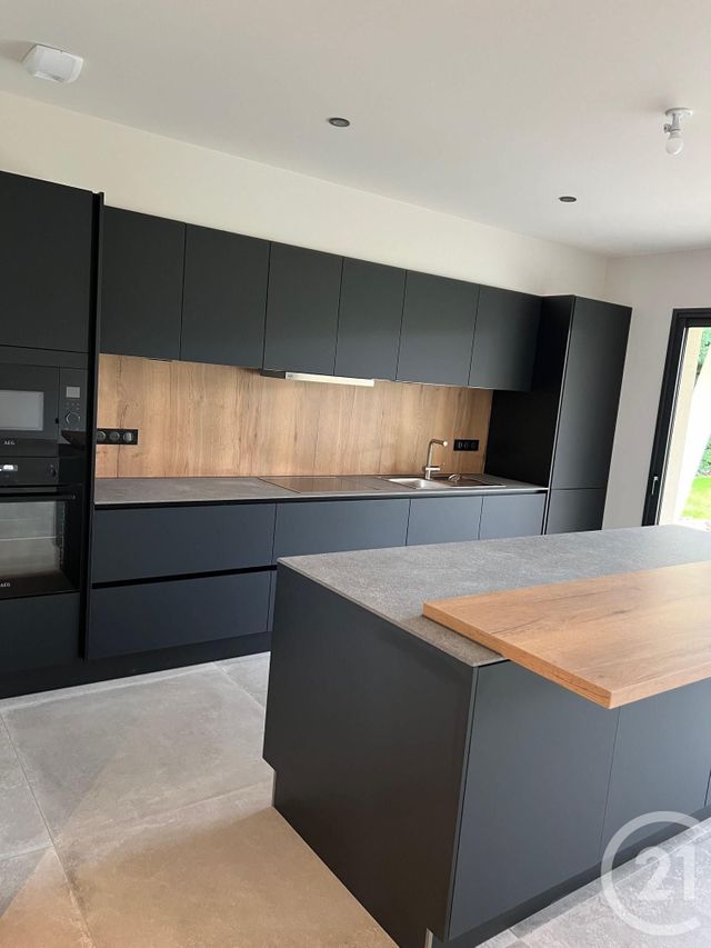 Maison &agrave; louer - 6 pi&egrave;ces - 144,40 m2 - Charly Oradour - 57 - LORRAINE