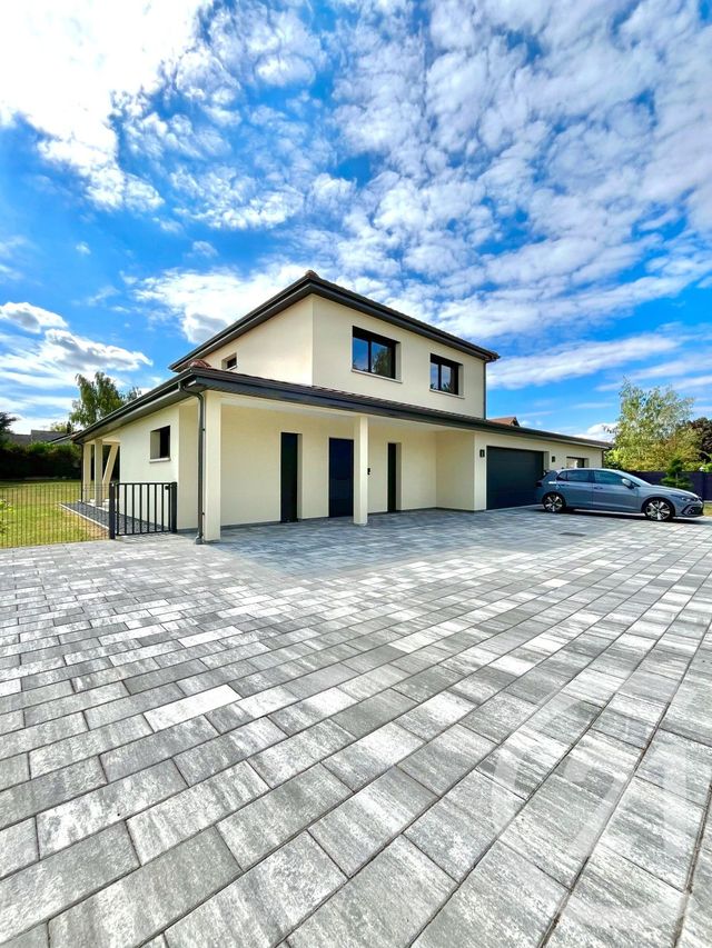 Maison &agrave; louer - 6 pi&egrave;ces - 144,40 m2 - Charly Oradour - 57 - LORRAINE