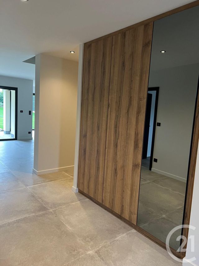 Maison &agrave; louer - 6 pi&egrave;ces - 144,40 m2 - Charly Oradour - 57 - LORRAINE