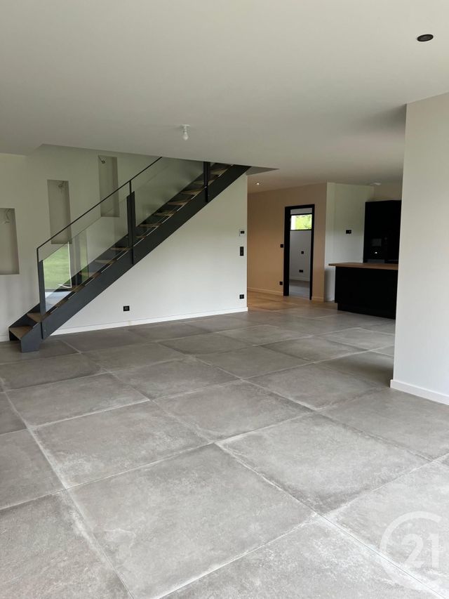 Maison &agrave; louer - 6 pi&egrave;ces - 144,40 m2 - Charly Oradour - 57 - LORRAINE