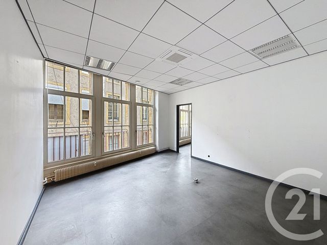 Local commercial à louer - 104.0 m2 - 57 - Moselle